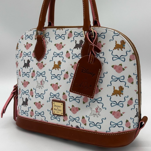 Disney Parks Aristocats Ann Shen Dooney & Bourke Satchel Bag Marie Berlioz (NWT) - Picture 3 of 13